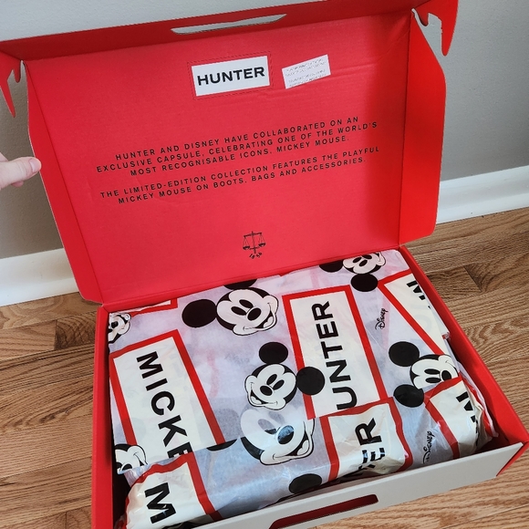New Hunter Disney Mickey Mouse Limited Edition Kids Boots - Picture 10 of 10